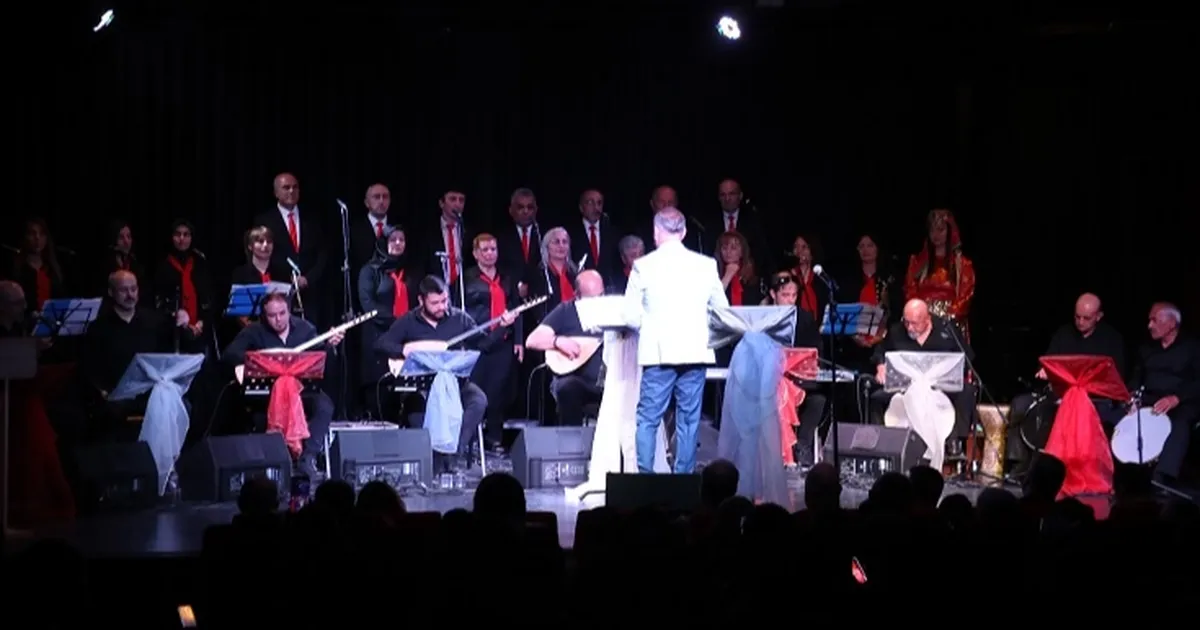 Bursa İnegöl Belediyesi THM Korosu kulakların pasını sildi