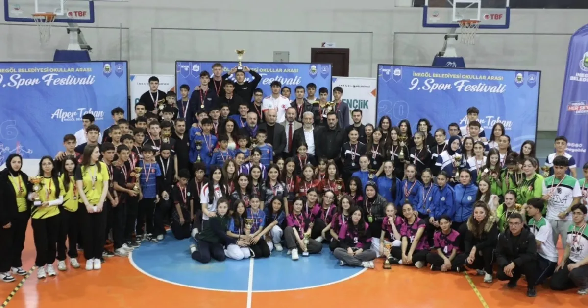 Bursa İnegöl’de puanlı atletizmde kupalar sahiplerini buldu