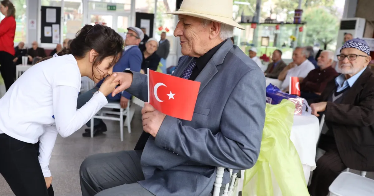 Bursa’da miniklerden ‘huzurlu’ kutlama