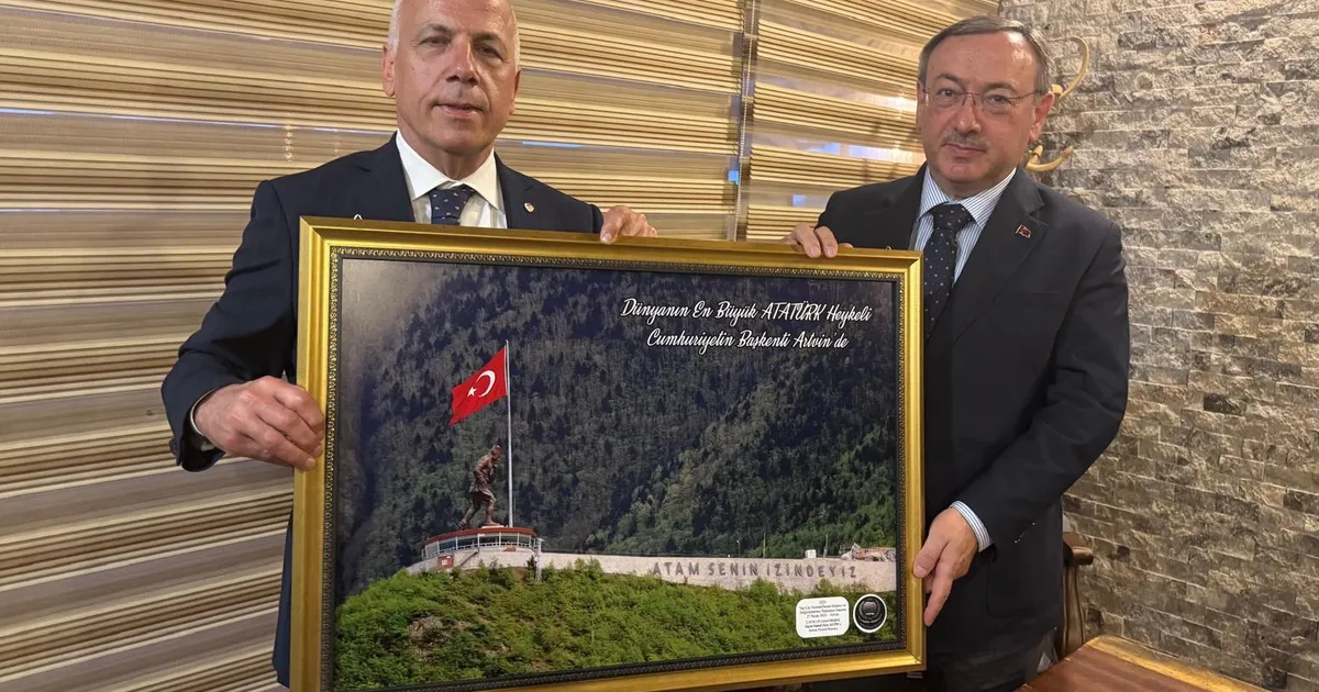 ÇAYKUR 19. mağazayı Hopa’ya açacak… Çayda hedef ‘altın’ kalite