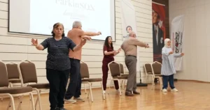 Denizli Büyükşehir Belediyesi ve Denizli Özel Sağlık Hastanesi, parkinson hastalarının