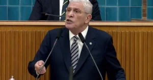 İYİ Parti Genel Başkanı Müsavat Dervişoğlu, TBMM grup toplantısında önemli