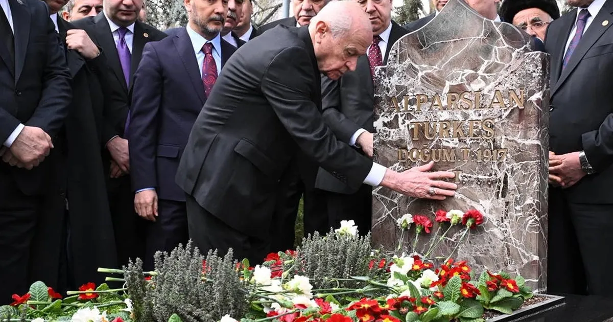 Devlet Bahçeli’den Başbuğ’a ziyaret