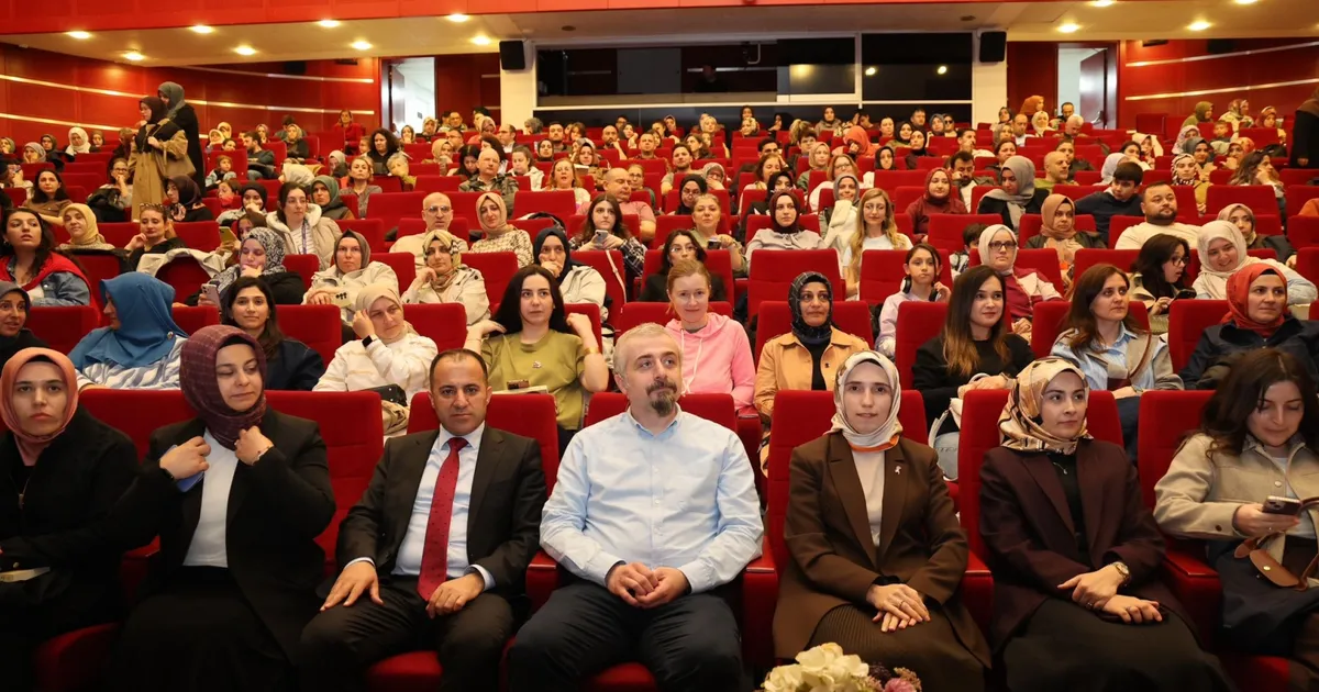 Gebze Okur’da bilim dolu akşam