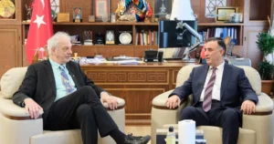 2022 Nobel Kimya Ödülü’nü Carolyn Bertozzi ve K. Barry Sharpless