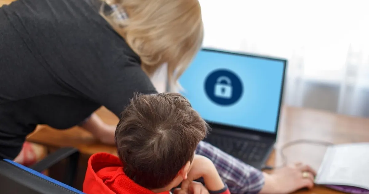 Güçlü aile ilişkileri dijital risklere karşı koruyucu
