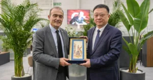 İzmir Büyükşehir Belediyesi, Çin’in Qingdao kentinden gelen belediye heyetini ağırladı.