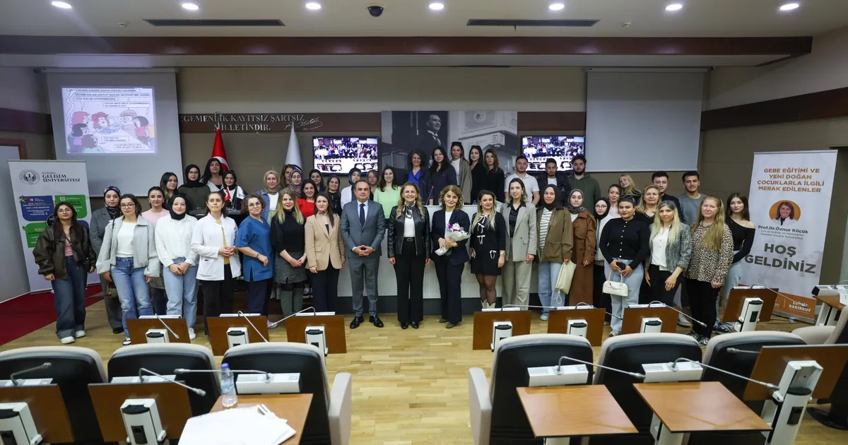 İstanbul Bakırköy’de gebelik eğitimi verildi