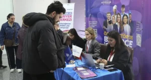İstanbul Büyükşehir Belediyesi (İBB) Bölgesel İstihdam Ofisi (BİO), iş arayanlarla