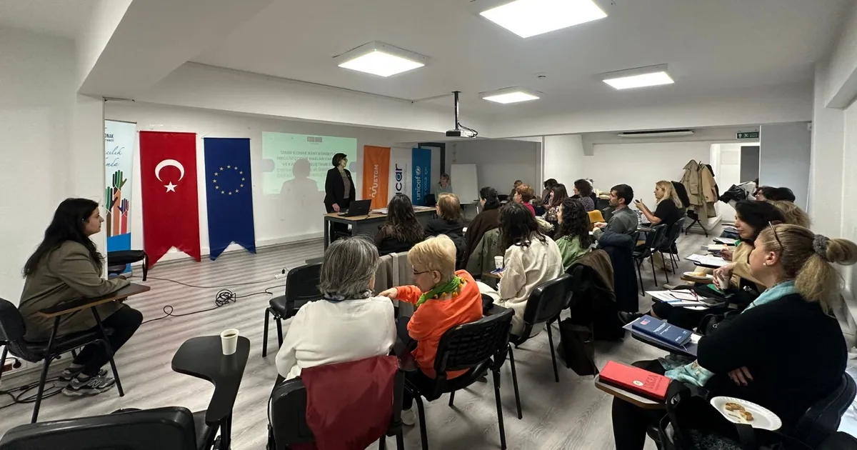 İzmir Konak’ta ‘Yarının Yetişkinleri’ Çalıştayı