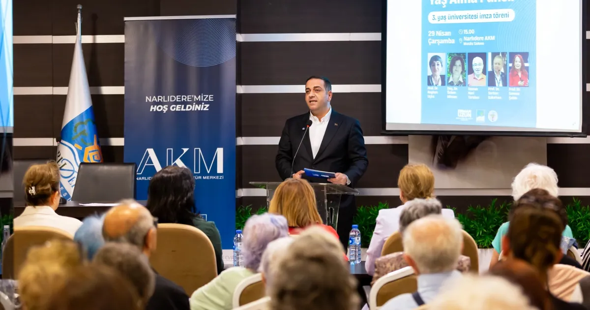 İzmir Narlıdere’de 3. Yaş Üniversitesi