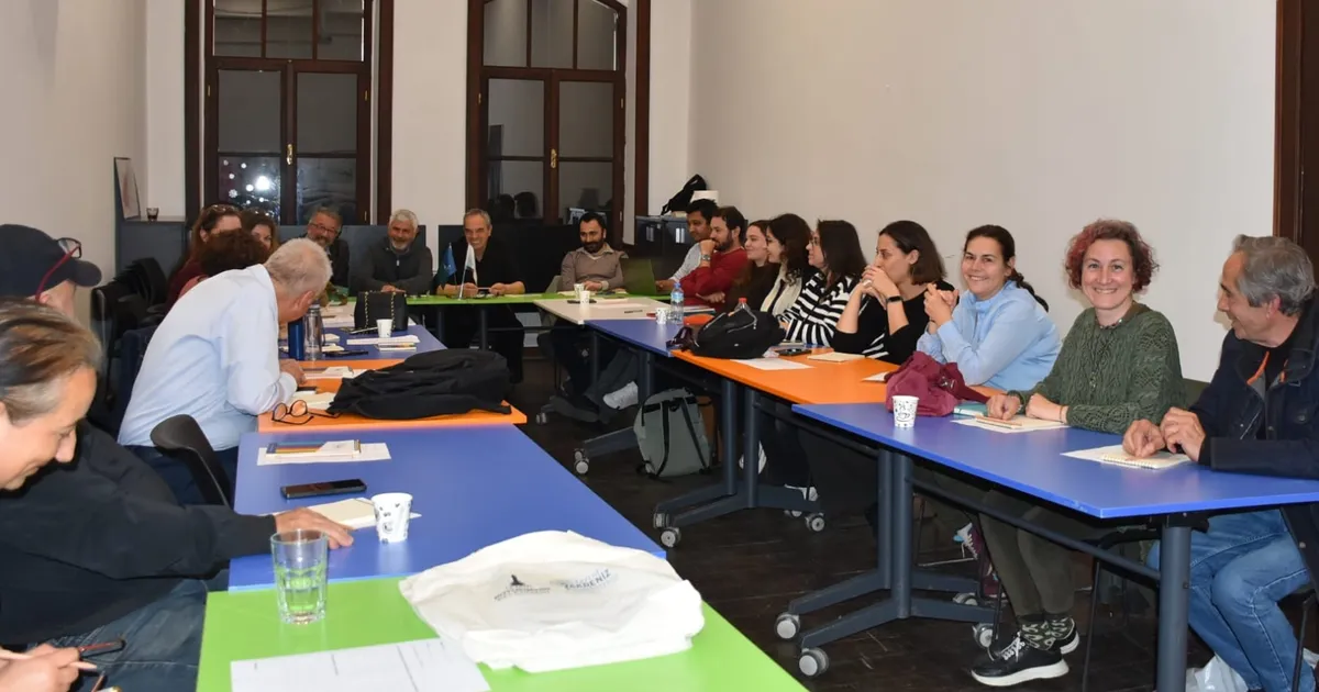 İzmir’de kentsel politikalar ‘Demokrasi Okulu’nda konuşuldu