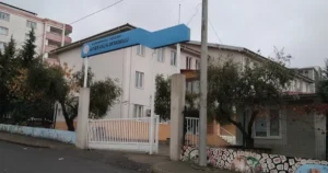 Kahramanmaraş’ta Ayser Çalık Ortaokulu'nda meydana geldiği iddia edilen silahlı saldırıya