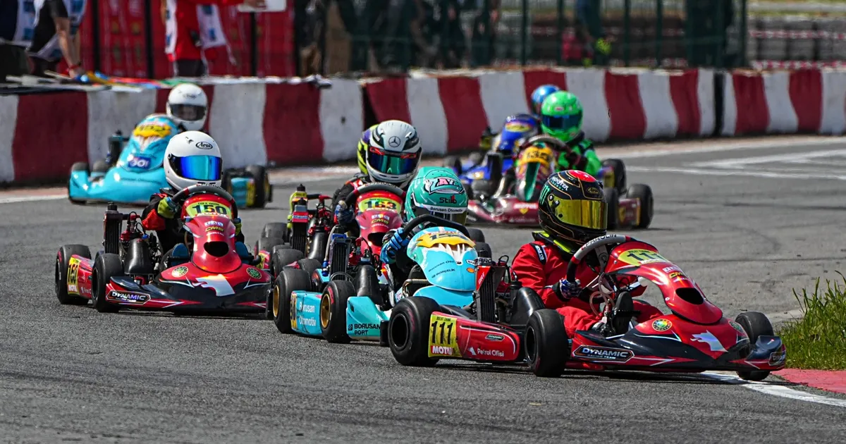 Karting sezon açılışında büyük çekişme
