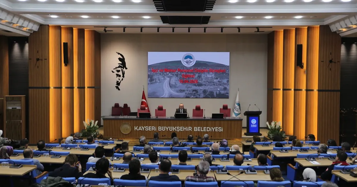 Kayseri Büyükşehir’den ‘disiplin’ semineri