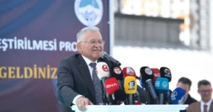 Kayseri Büyükşehir Belediyesi, dar gelirli emeklilere yönelik 10 bin TL’lik
