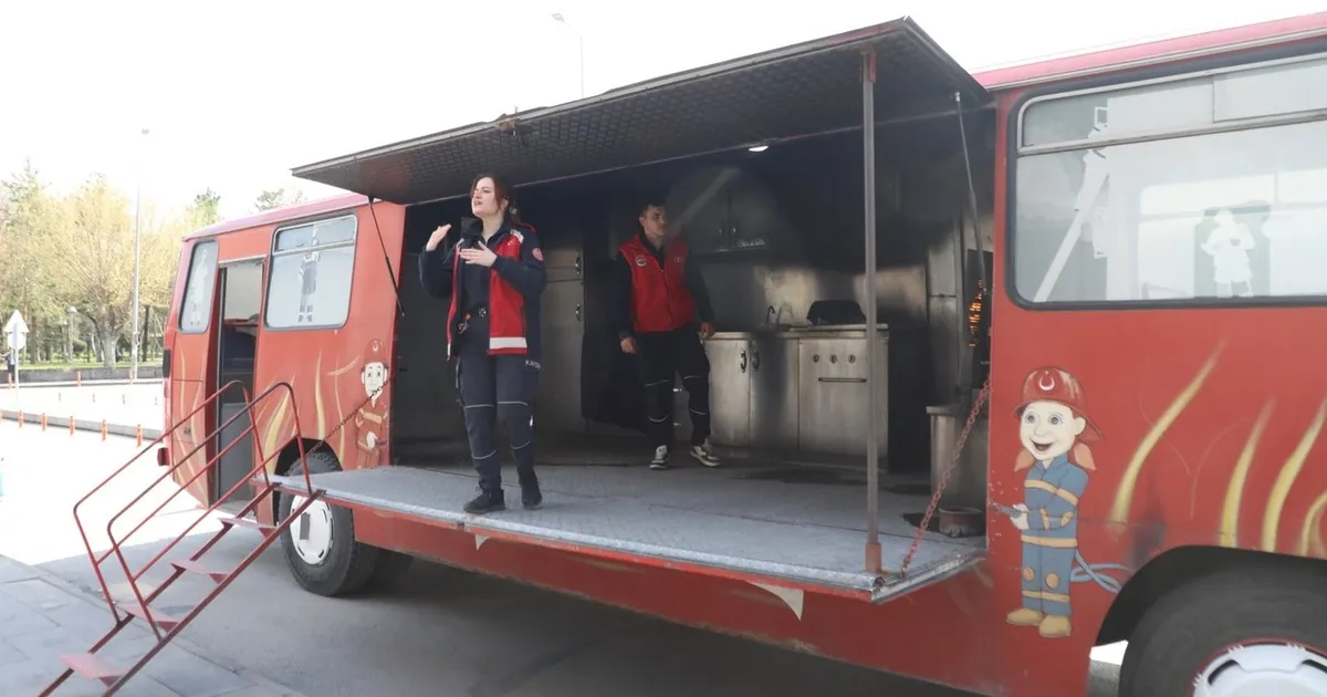 Kayseri Melikgazi personeline ‘yangın söndürme’ eğitimi