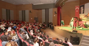 Kayseri Melikgazi Belediyesi'nin, 8-13 yaş arası çocuklara özel sergilediği 'Ormanlar