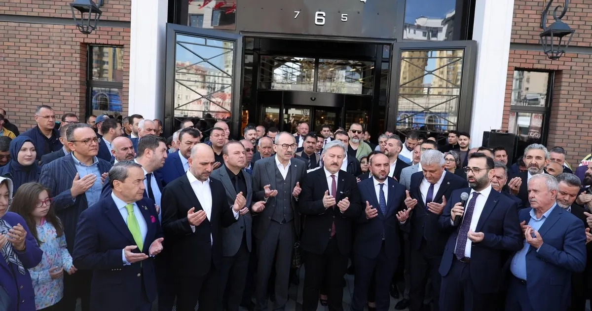 Kayseri’nin yeni sembolü Çarşı Melikgazi kapılarını açtı