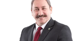 İYİ Parti’nin eski Genel Başkan Yardımcısı ve genel başkan adaylarından