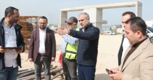 Kocaeli Çayırova Belediye Başkanı Bünyamin Çiftçi, yapımı devam eden Çayırova