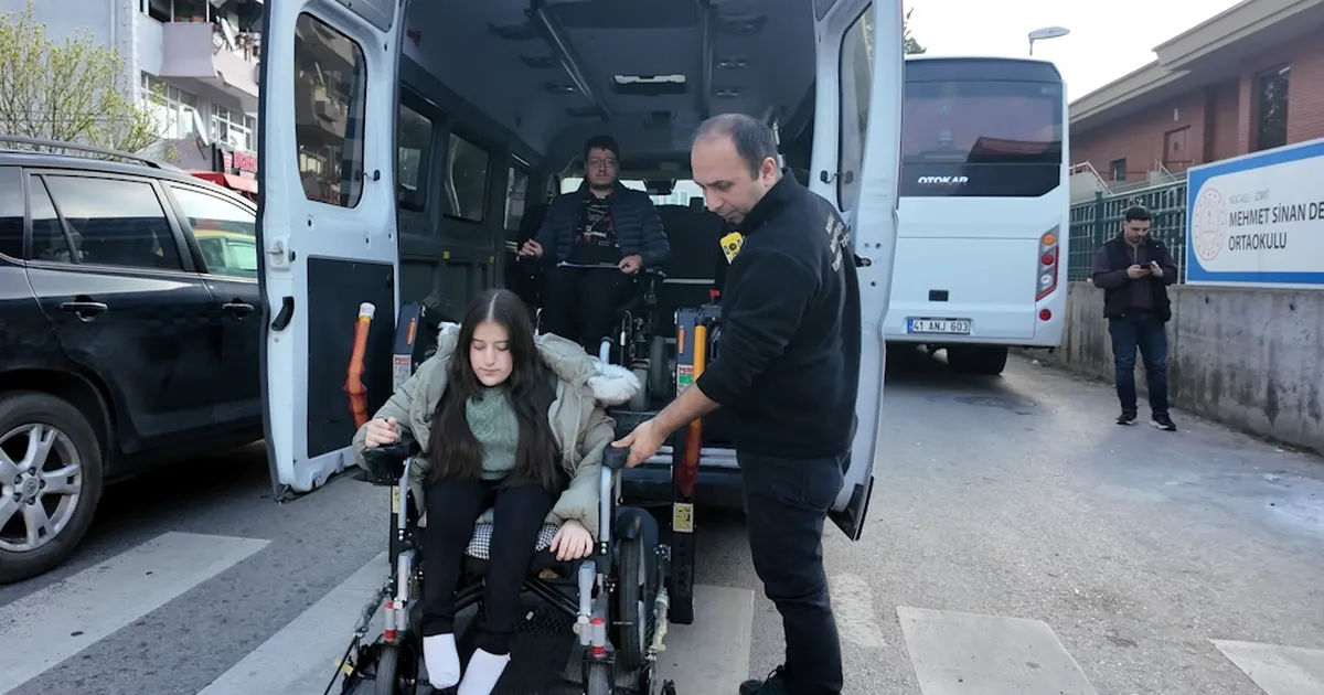 Kocaeli’de ‘Engelsiz Taksi’ hayallere köprü oldu