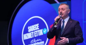 Kocaeli Büyükşehir Belediye Başkanı Tahir Büyükakın iki yılını anlattığı basın