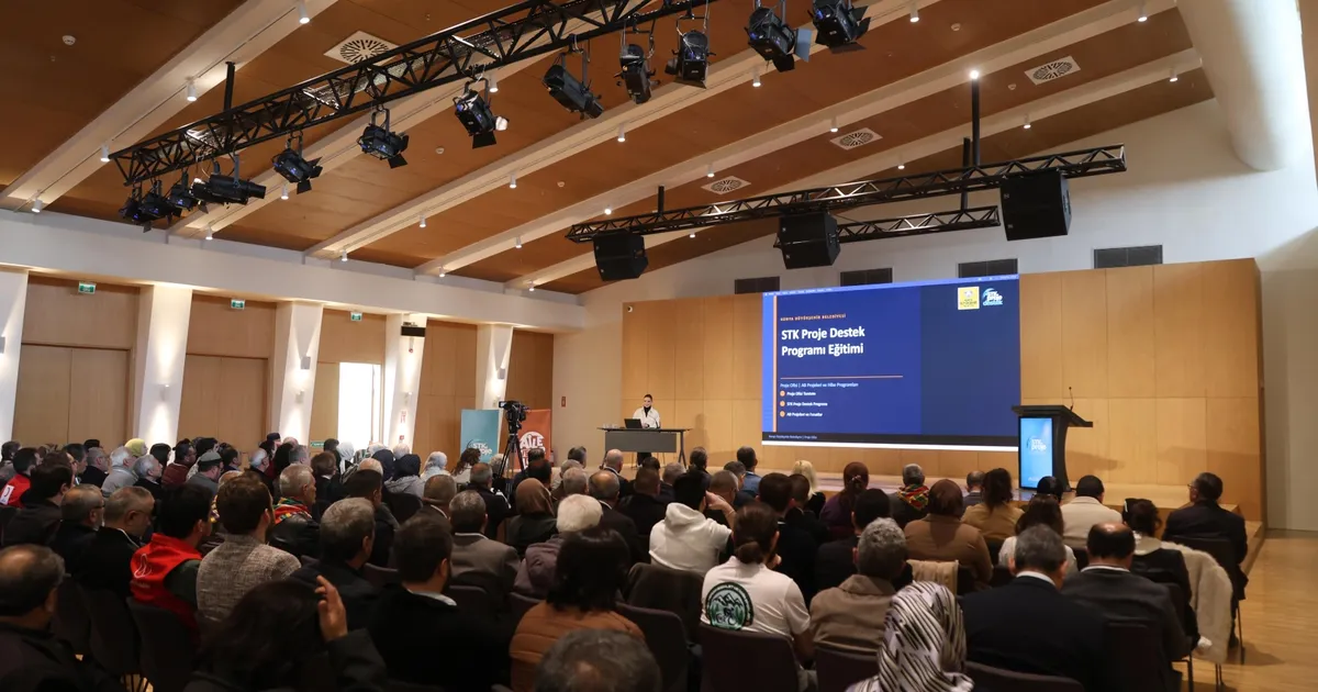 Konya Büyükşehir’den STK’lara proje ve hibe eğitimi
