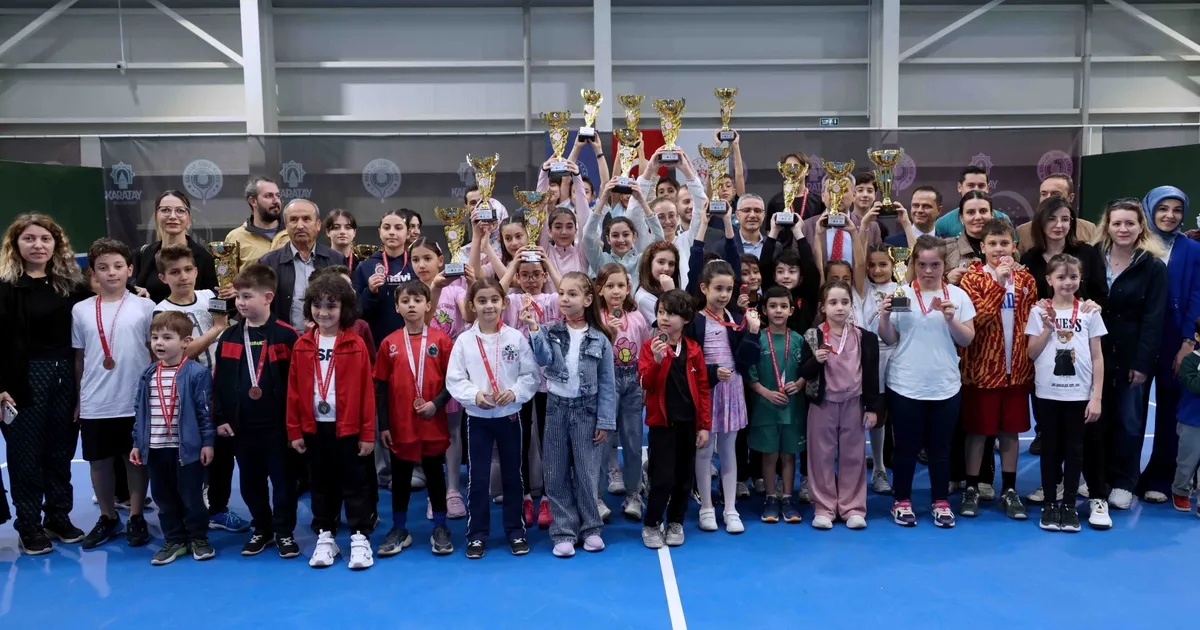 Konya Karatay’da 23 Nisan Turnuvası kupalarla taçlandı