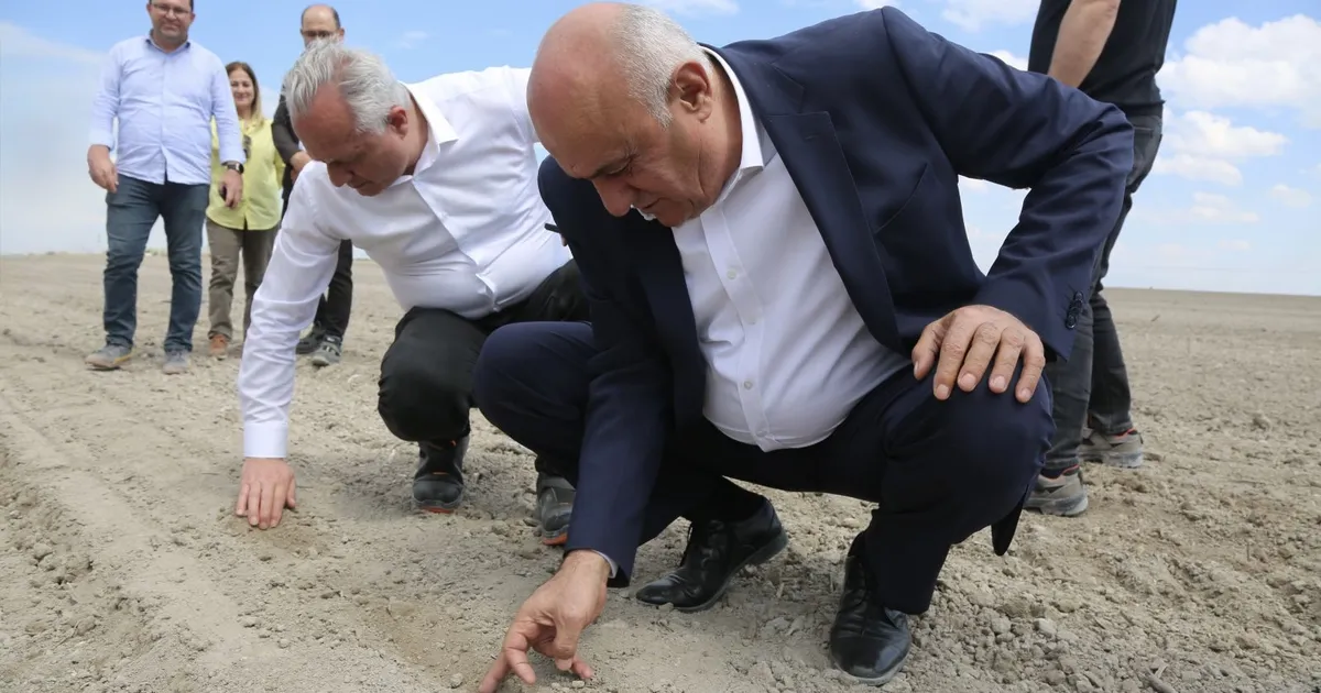 Konya’da PANKOBİRLİK pancar ekimine başladı