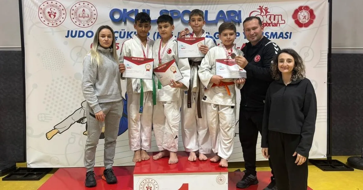 Kütahyalı judocular grup müsabakalarından başarıyla döndü