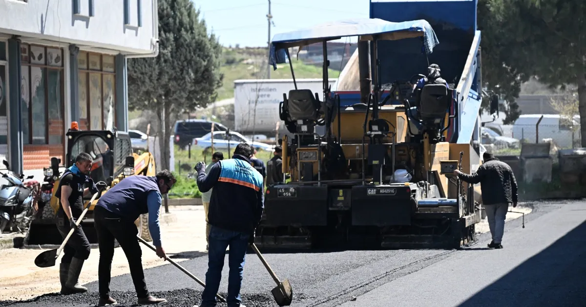 Manisa Ayakkabıcılar Sitesi’nde 2 bin tonluk serim