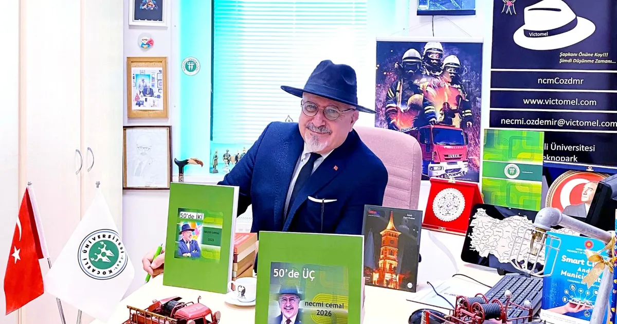 Necmi Cemal’den üçüncü kitap… Yazı tarzında yeni dönem