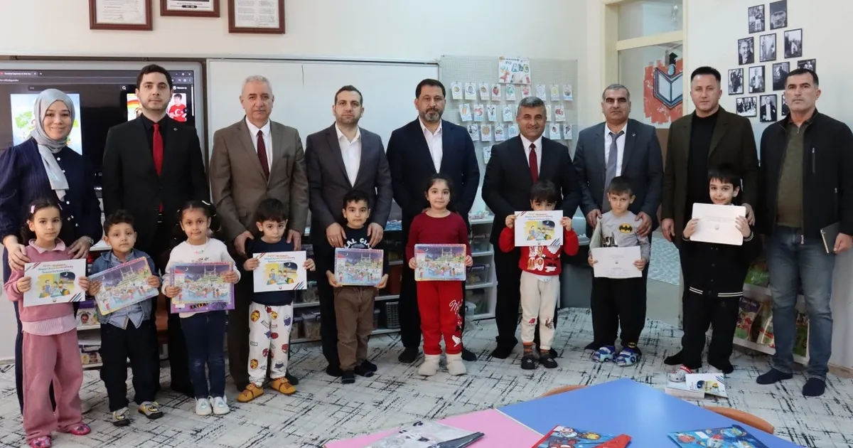 Şanlıurfa Büyükşehir Belediyesi, Kütüphaneler Haftası kapsamında Molla Gürani Ortaokulu’nda öğrencilere