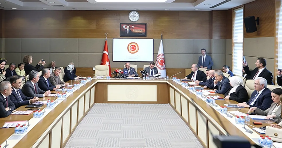 Okul Saldırılarının Nedenlerini Araştırma Komisyonu TBMM’de ilk toplantısını yaptı