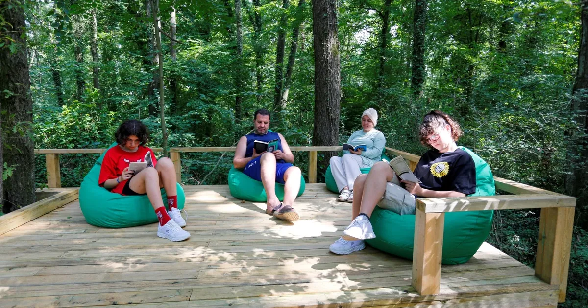 Orman Kütüphanesi’nde okuma keyfi bambaşka