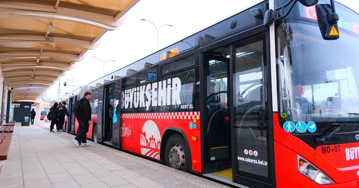 Sakarya’da metrobüs için yeni dönem yarın başlıyor