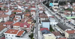 Sakarya Büyükşehir Belediyesi hem araç sürücüleri hem de yayalar için