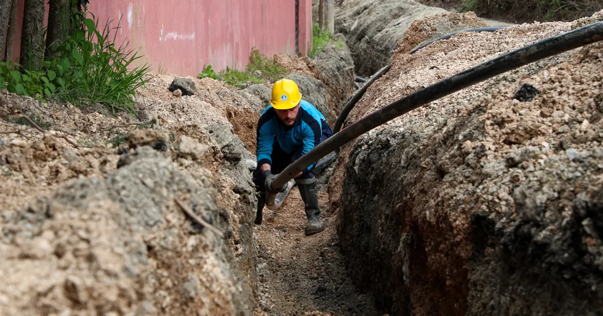 Sapanca’da Kuruçeşme’nin içme suyu hattı yenilendi
