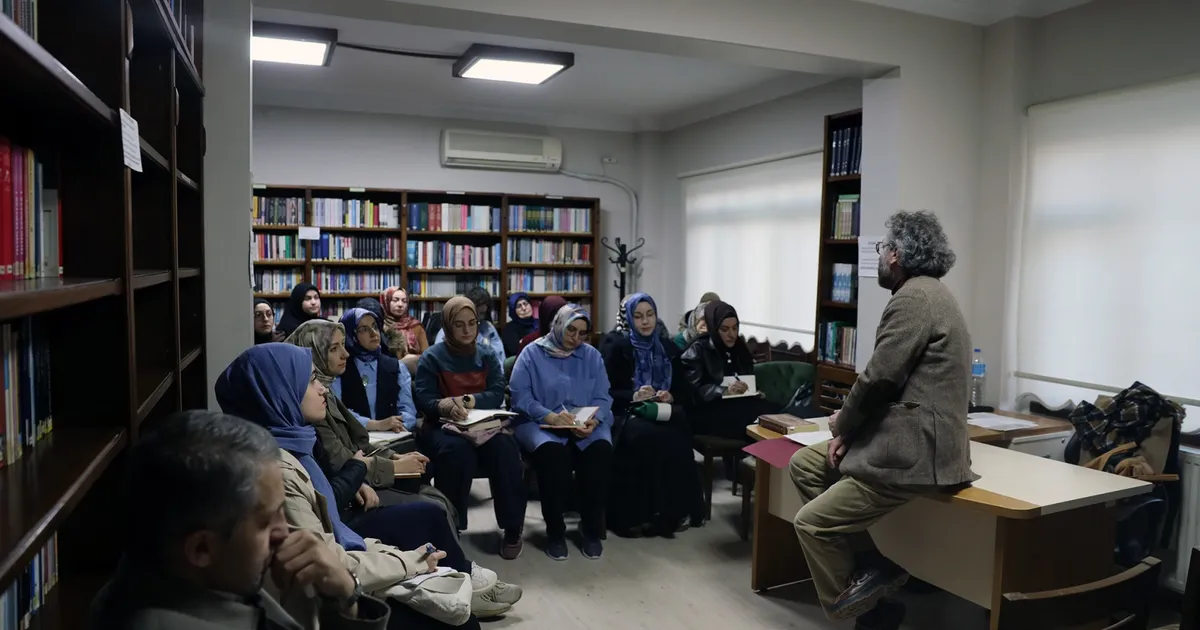 Skarya Büyükşehir Akademi’de kültür ve sanat dolu eğitimler sürüyor