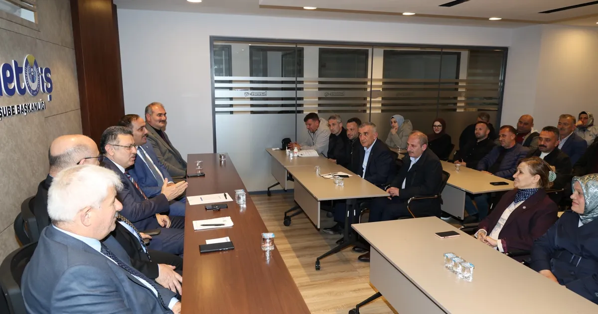 Trabzon’da Başkan Genç’ten Hizmet-İş’e ziyaret