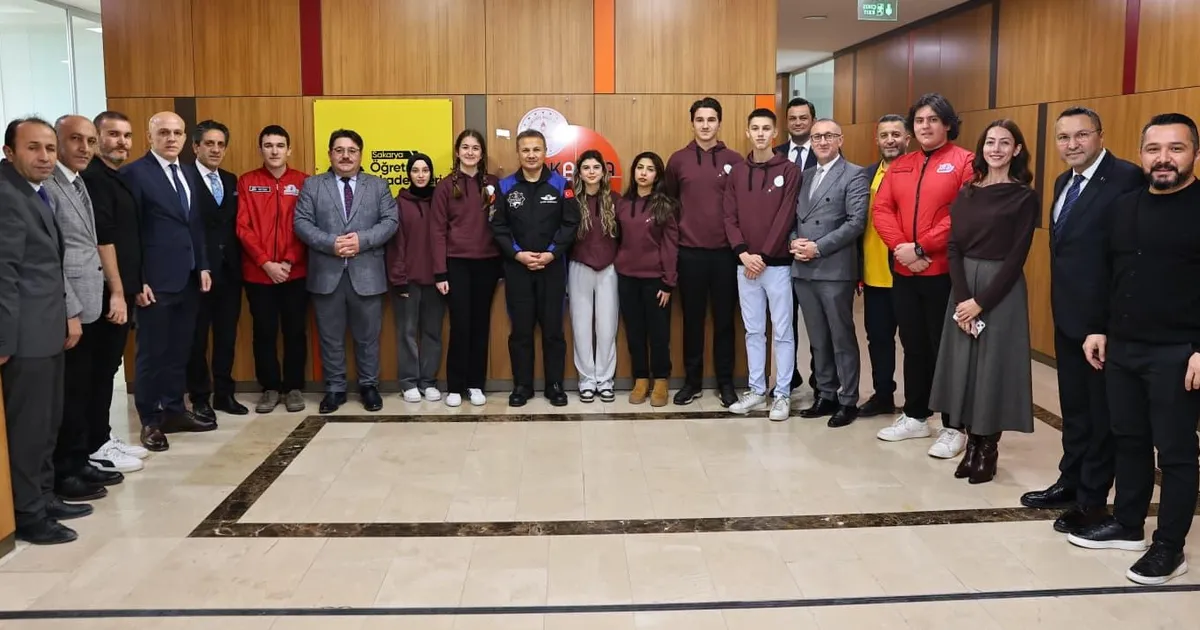 Türkiye Uzay Ajansı Başkanı Sakarya’da öğrencilerle buluşuyor