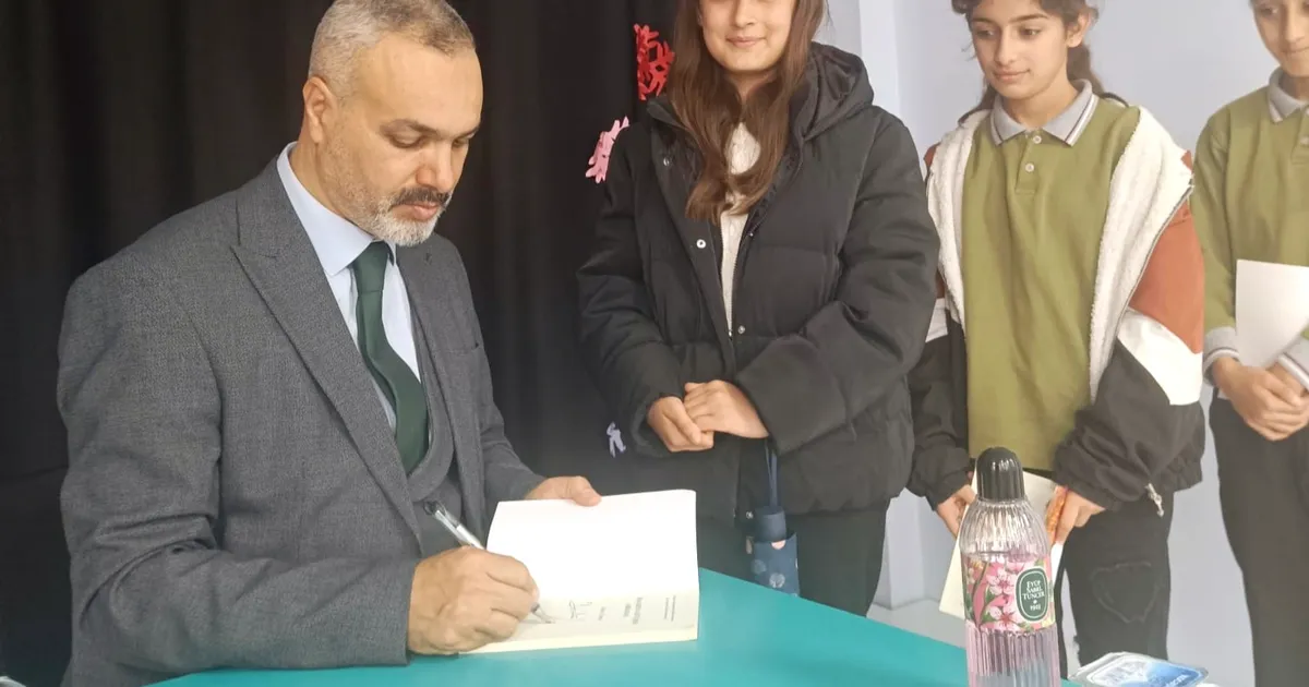 Veysel Karani’de öğrencilere ‘başarıda arkadaş seçimi’ anlatıldı