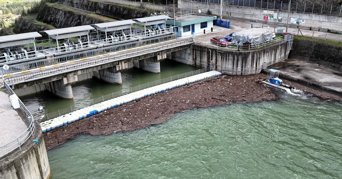 Yuvacık Barajı’nda 125 metreküp atık toplandı