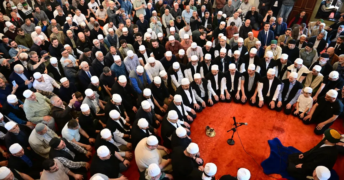 600 yıllık unutulmayan gelenek Erguvan Bayramı