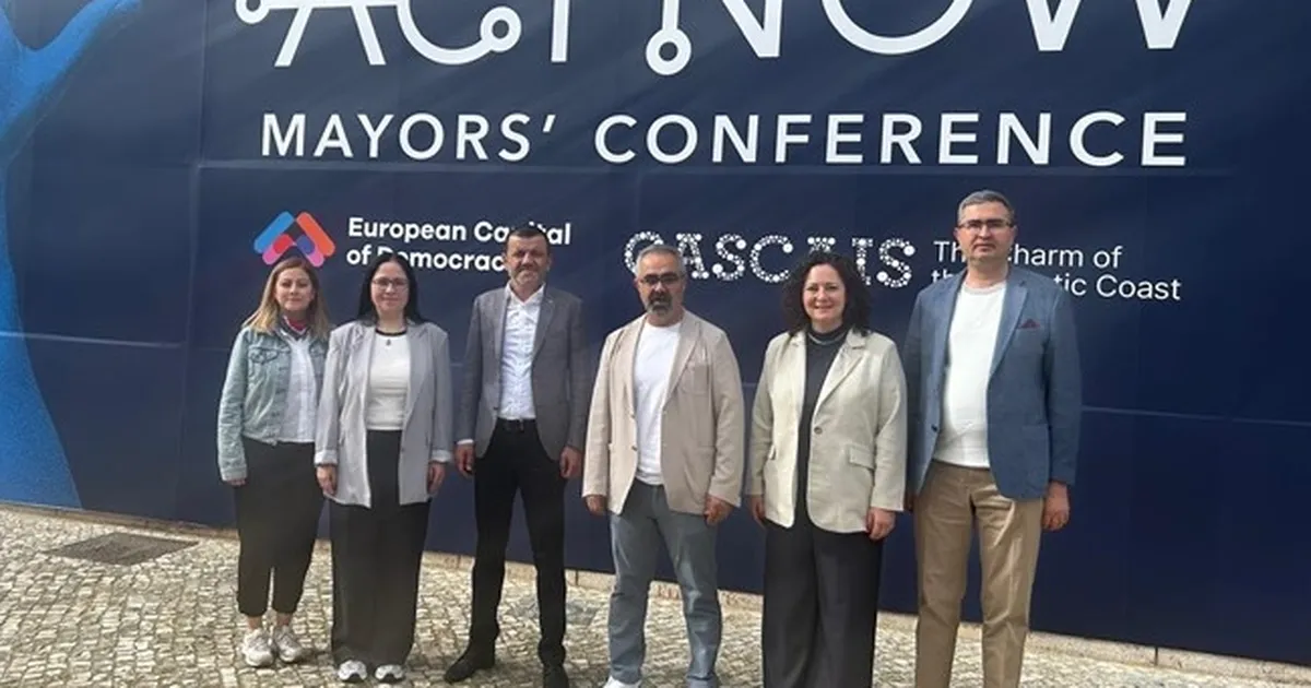 Denizli Büyükşehir Belediye Başkanı Nuri Çavuşoğlu, Portekiz'in Cascais kentinde düzenlenen