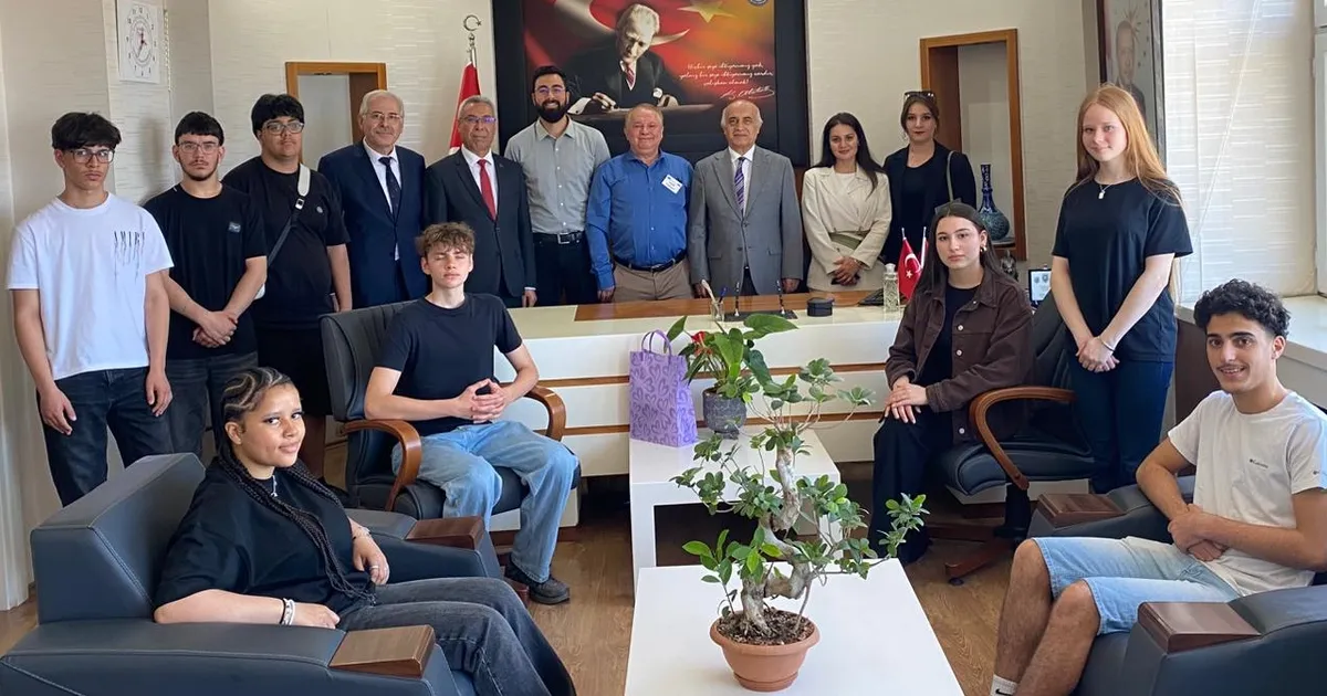 Erasmus+ projesi kapsamında Almanya'nın Duisburg şehrinden Bursa'ya gelen öğrenci ve