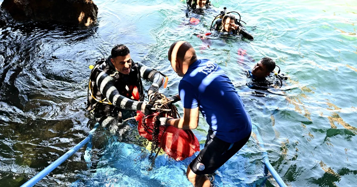Antalya’da denizden çıkan atıklar sanat eserine dönüşecek