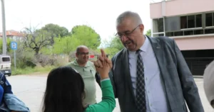 Balıkesir Edremit Belediyesi, Kurban Bayramı öncesinde ilçe genelinde kapsamlı temizlik,