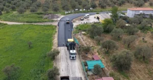 Balıkesir Büyükşehir Belediye Başkanı Ahmet Akın, Gömeç’te yazın yaklaşık 100